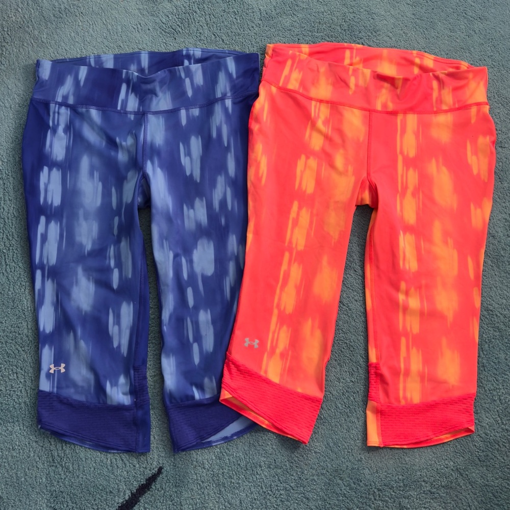 Under Armour Woman’s Patterned Capri Leggings - Blue and Orange/pink